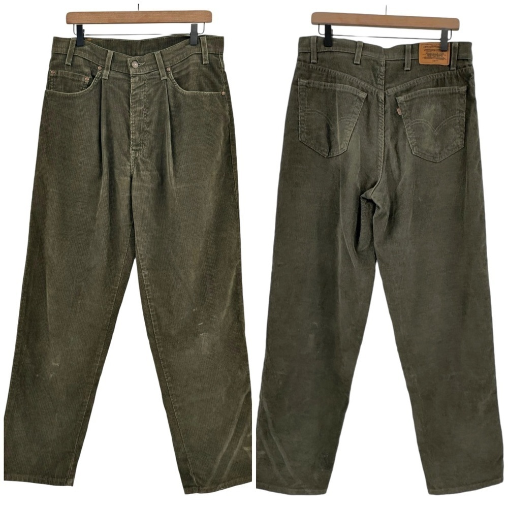 Vintage 90s Levi's 547 Loose Fit Corduroy Pants Pleated Waist Olive Green | 32"